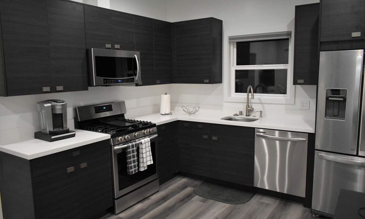 Northridge House | 1-Bed/1-Bath guest house, Central AC, Wi-Fi, Parking/EV, in fabulous Los Angeles