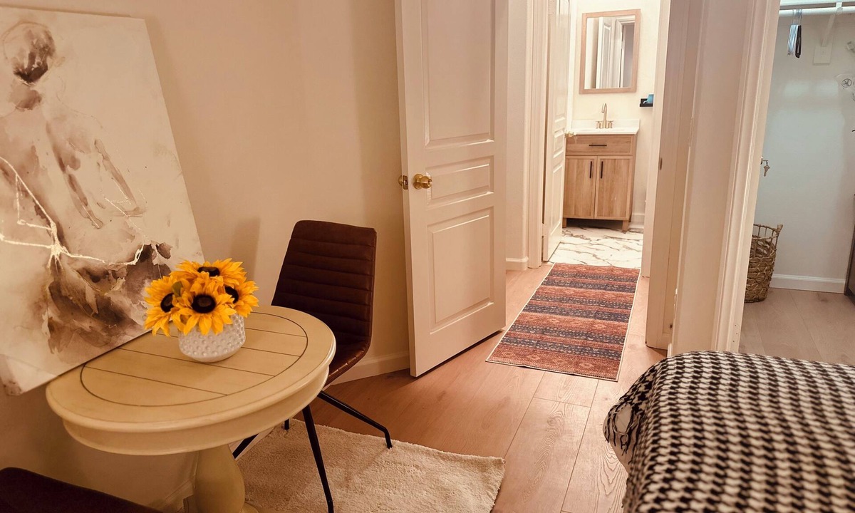 Chino Apartment | 10Min to Chino Airport Private Entrance