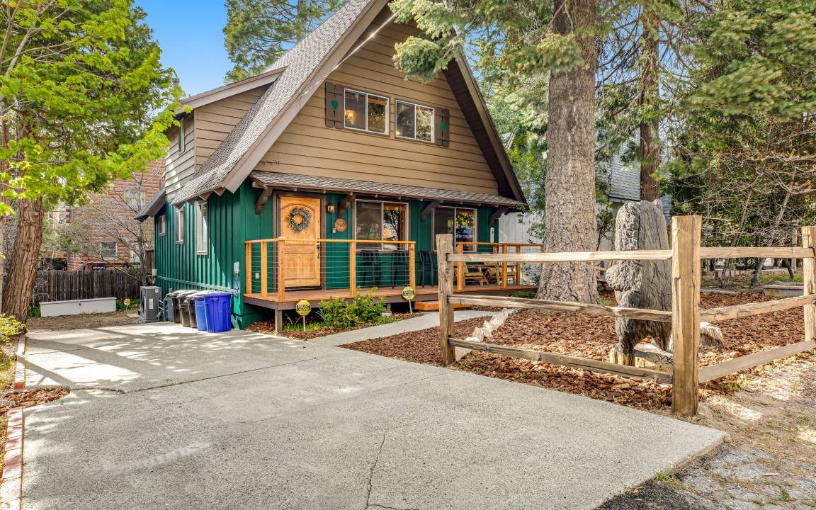 Cedar Glen House | 116 m² House ∙ 3 bedrooms ∙ 8 guests