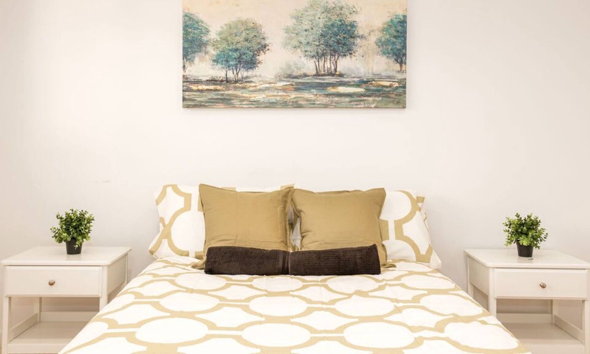 Santa Ana Apartment | #12~🔥LUX 1BD🔥6Mi→Disney🏰 1min→DTSA☆W/Parking 😍