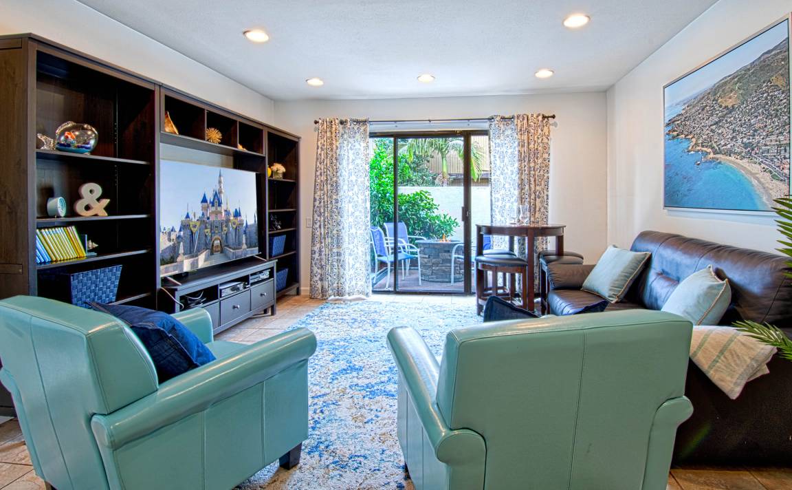 Hermosa Village Condo | 121 m² Condo ∙ 3 bedrooms ∙ 9 guests