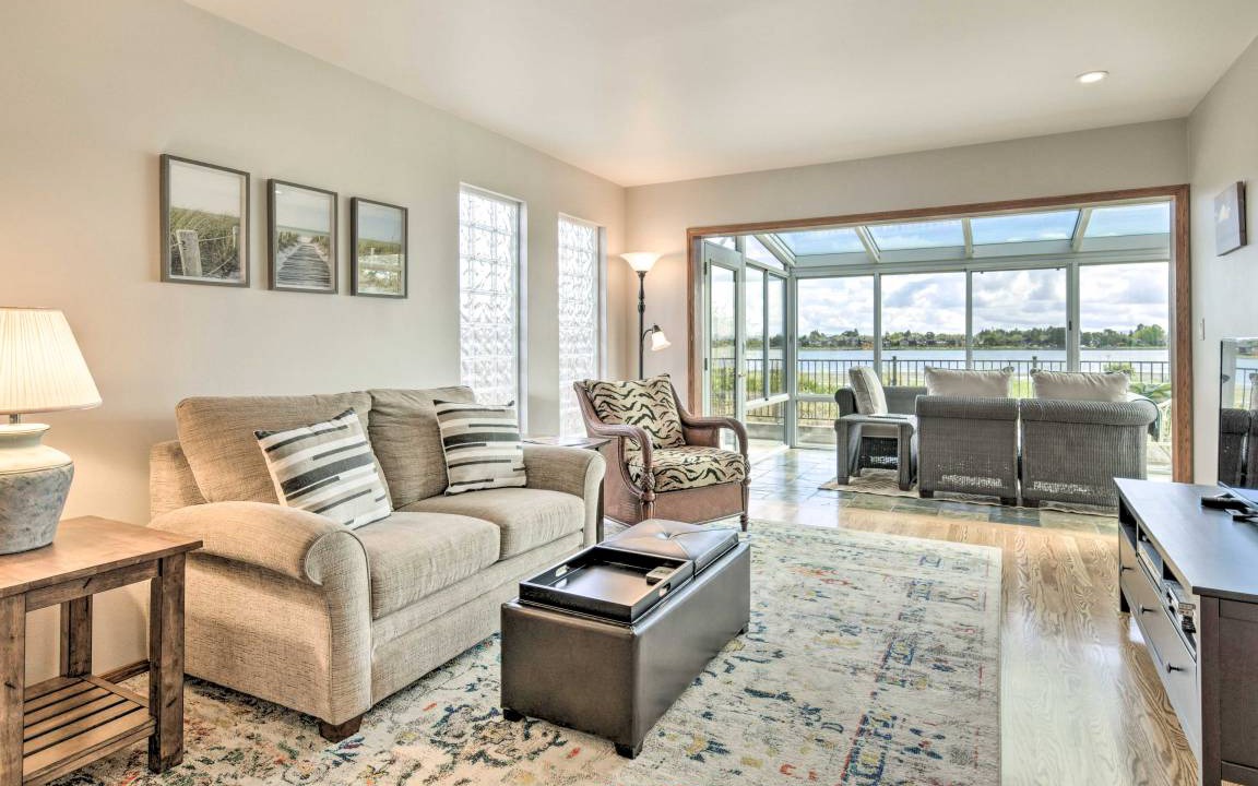 East End Apartment | 130 m² Apartment ∙ 2 bedrooms ∙ 4 guests
