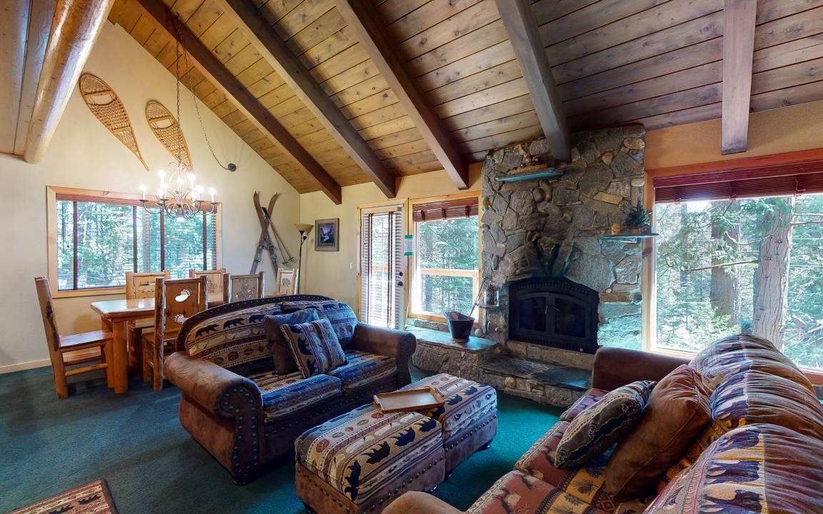 Fish Camp Cabin | 130 m² Cabin ∙ 3 bedrooms ∙ 8 guests