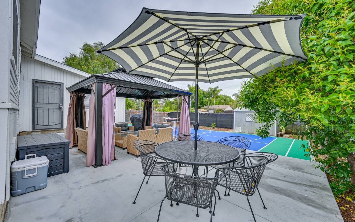 Old Poway House | 131 m² House ∙ 4 bedrooms ∙ 8 guests
