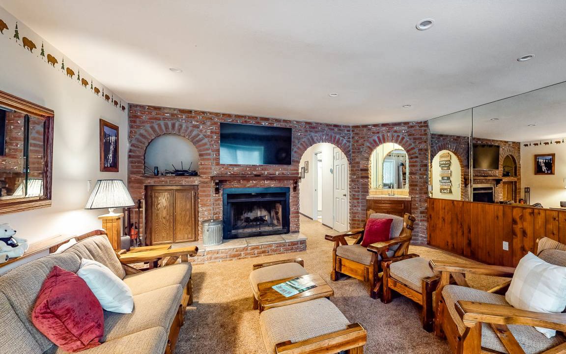 Summit Estates House | 134 m² House ∙ 2 bedrooms ∙ 6 guests