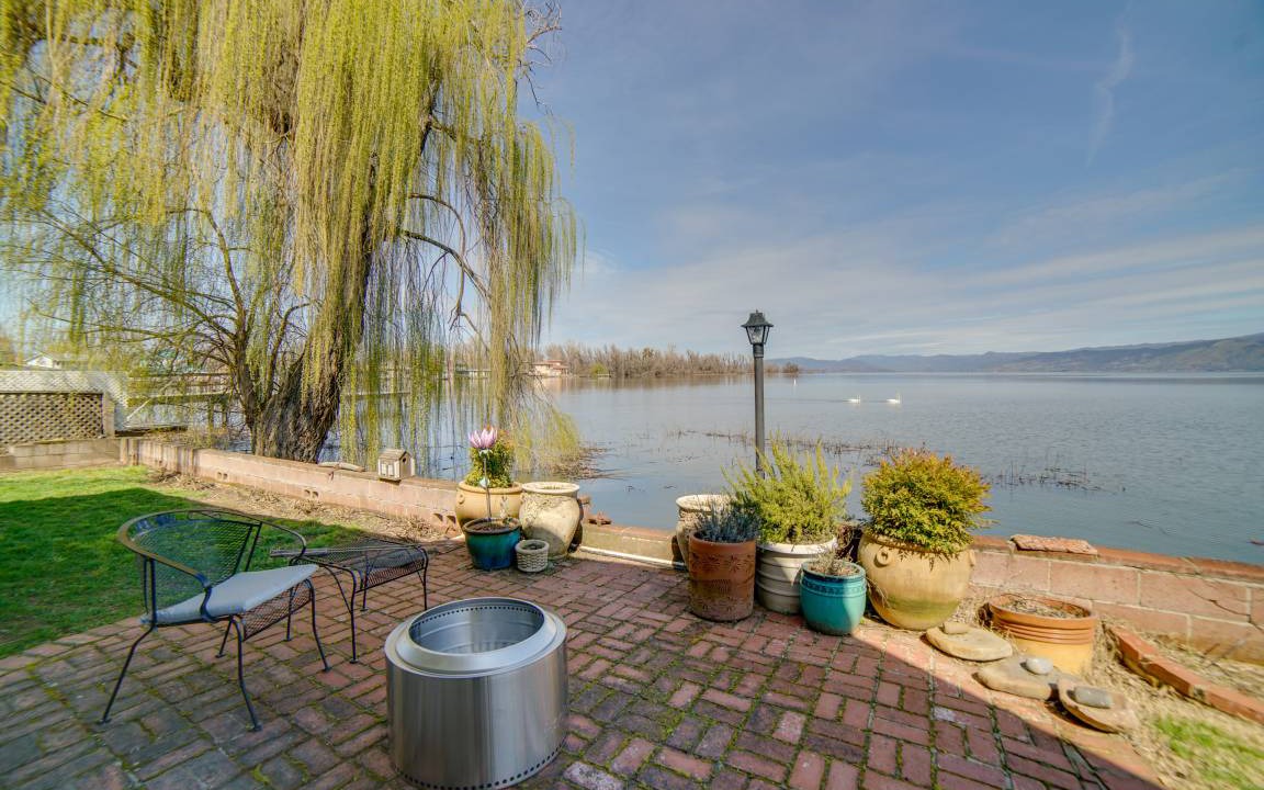 Lakeport House | 150 m² House ∙ 3 bedrooms ∙ 8 guests