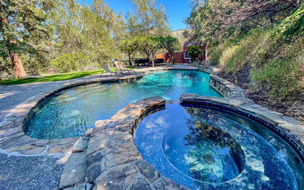 Cloverdale House | 161 m² House ∙ 3 bedrooms ∙ 8 guests