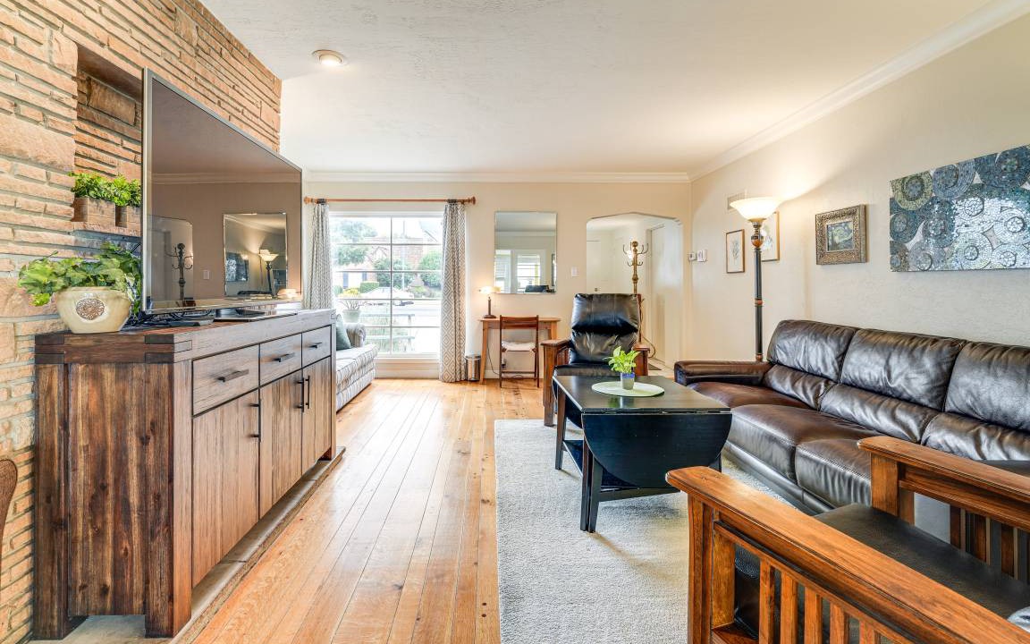 Heritage District House | 162 m² House ∙ 2 bedrooms ∙ 6 guests
