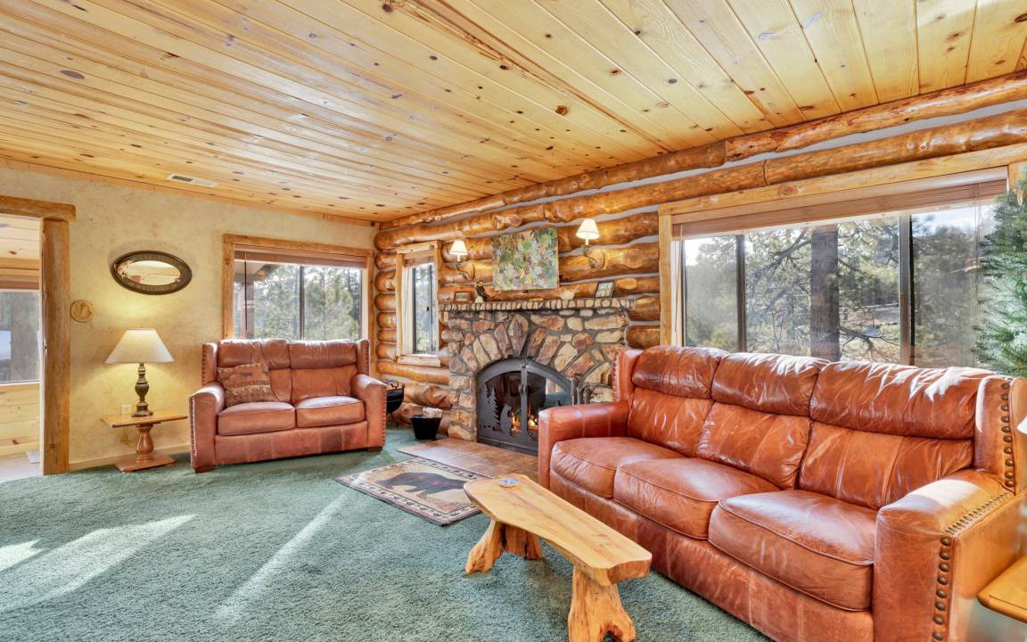 Fawnskin Cabin | 163 m² Cabin ∙ 3 bedrooms ∙ 8 guests