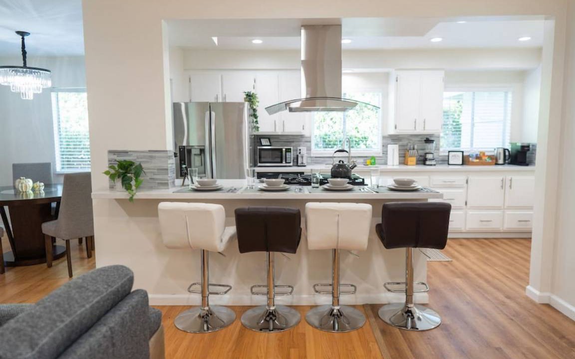 Northwest Anaheim House | 163 m² House ∙ 3 bedrooms ∙ 8 guests