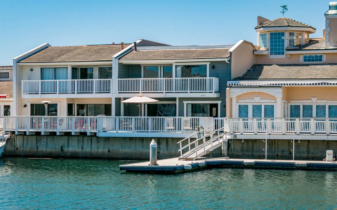 Channel Islands House | 168 m² House ∙ 3 bedrooms ∙ 6 guests