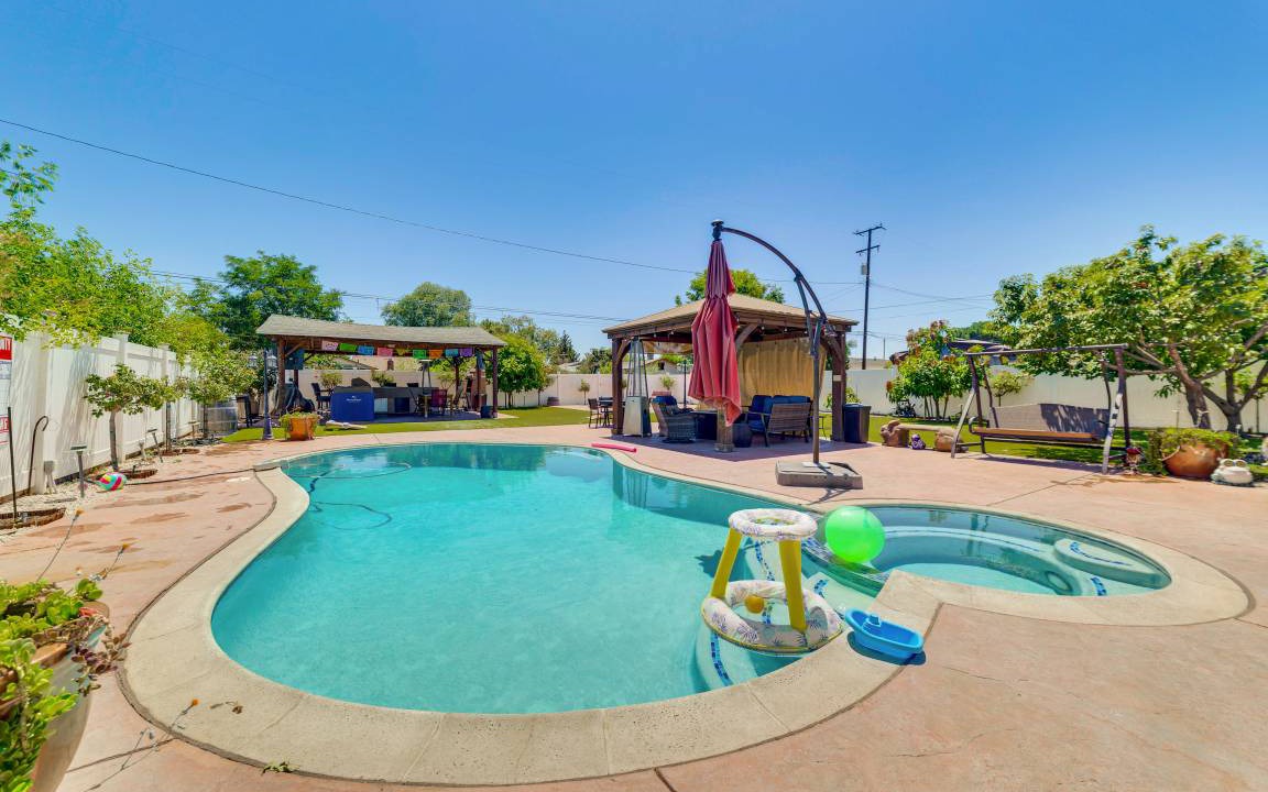 Walnut Valley House | 176 m² House ∙ 4 bedrooms ∙ 16 guests