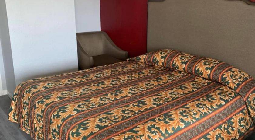 Lynwood Hotel | 18 m² Motel ∙ 3 guests
