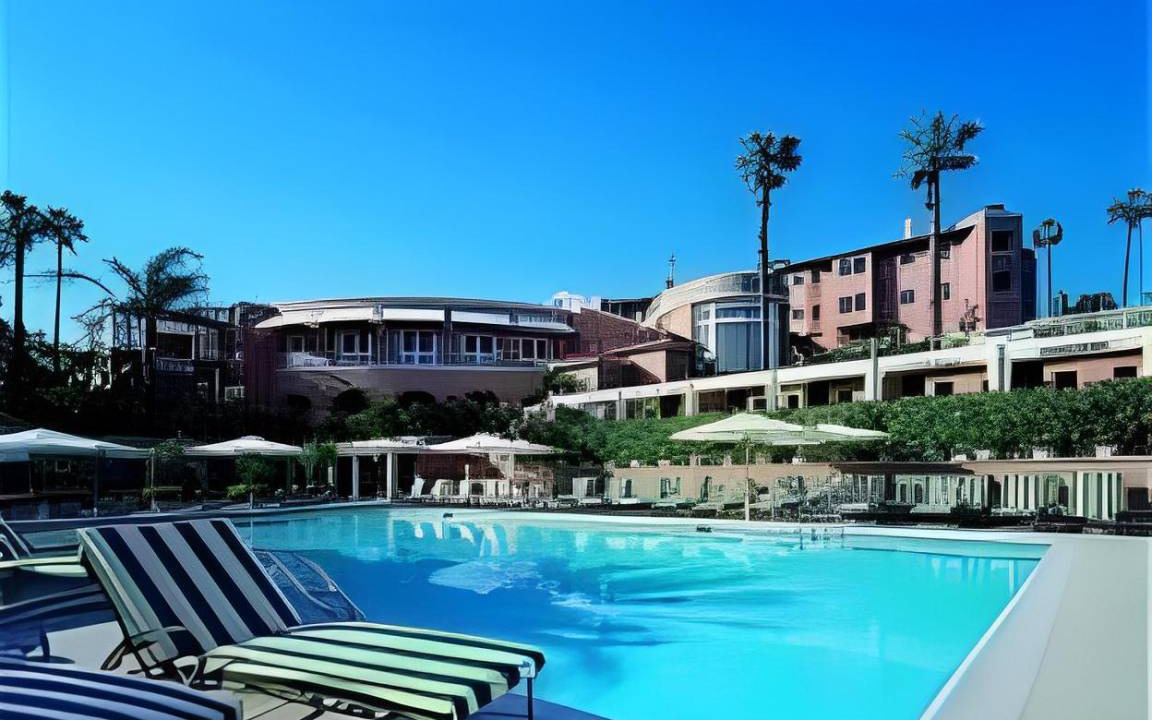 Beverly Hills Hotel | 180 m² Hotel ∙ 127 guests