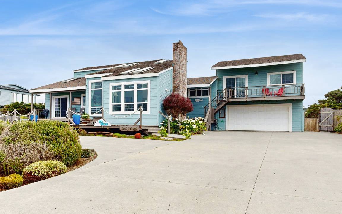 Fort Bragg House | 181 m² House ∙ 3 bedrooms ∙ 10 guests