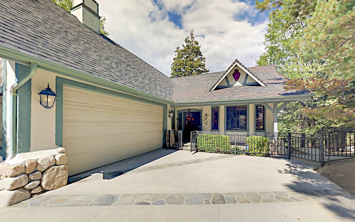 Cedar Glen House | 181 m² House ∙ 2 bedrooms ∙ 6 guests