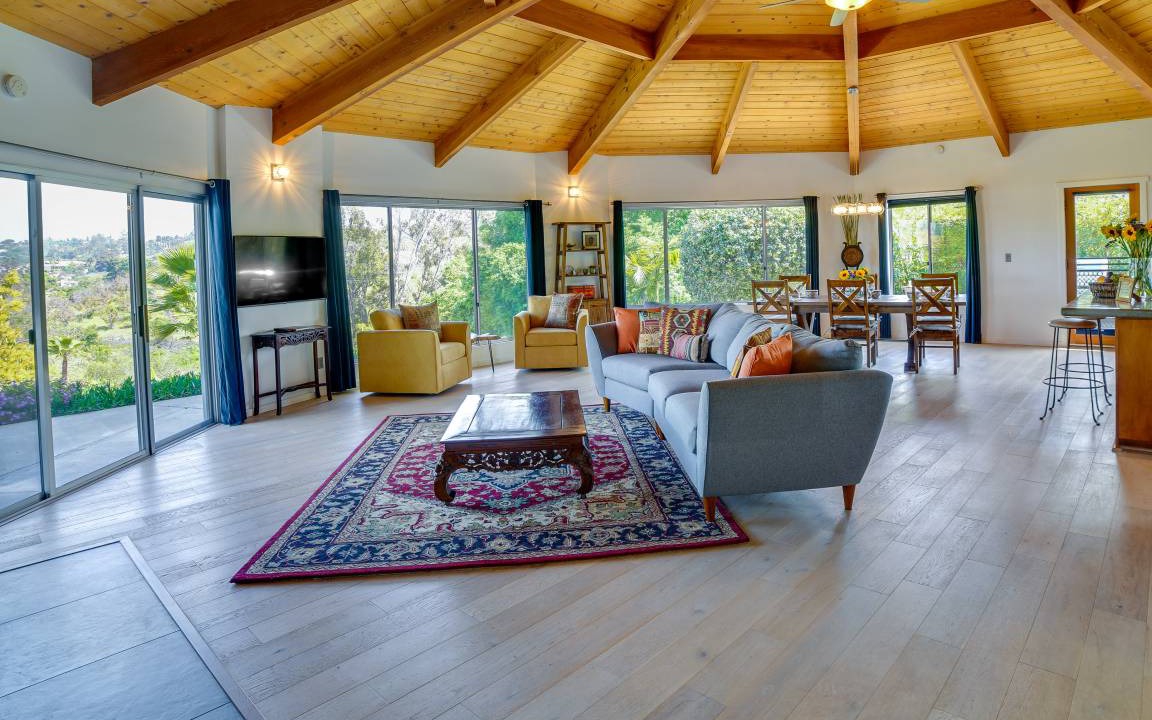 Fallbrook House | 185 m² House ∙ 3 bedrooms ∙ 6 guests