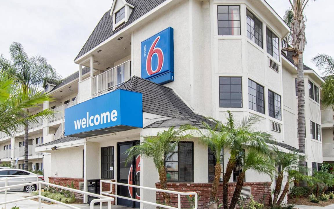 Buena Park Hotel | 19 m² Hotel ∙ 127 guests