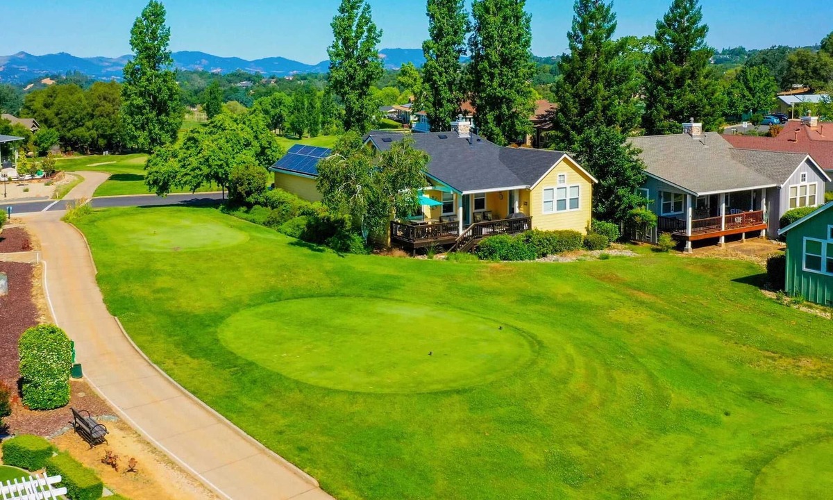 Angels Camp House | 19th Hole - Angel's Camp