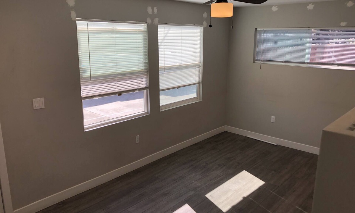 Lennox House | $2,295 - 2 Bedroom 1 Bathroom House In Inglewood With Great Amenities