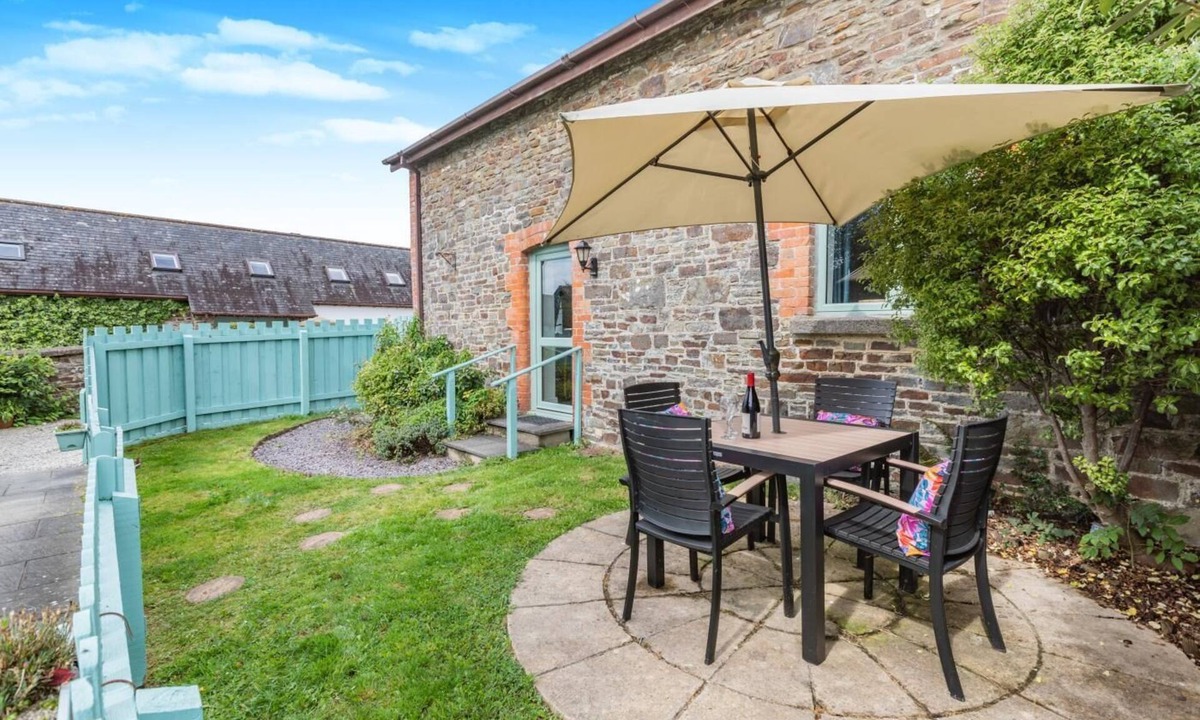 Torrington Cottage | 2 Bed in Langtree (oc-o29910)