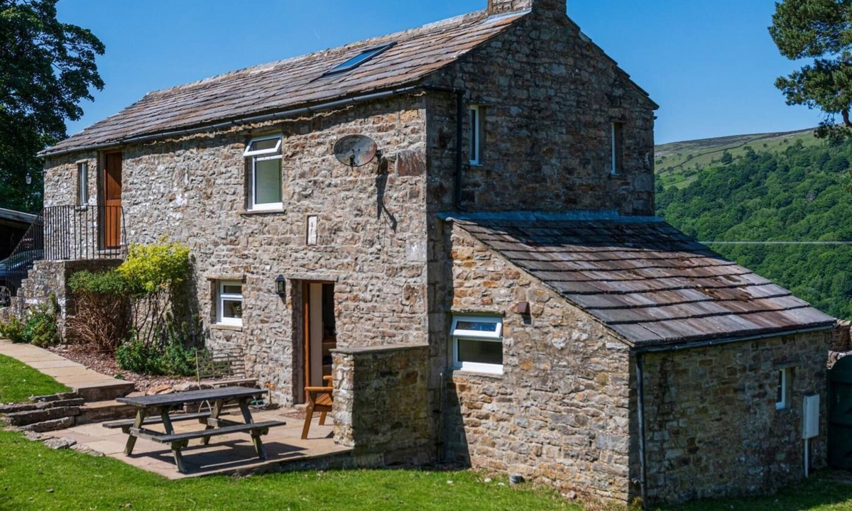 Worton Cottage | 2 Bed in Low Row (oc-ds1010)