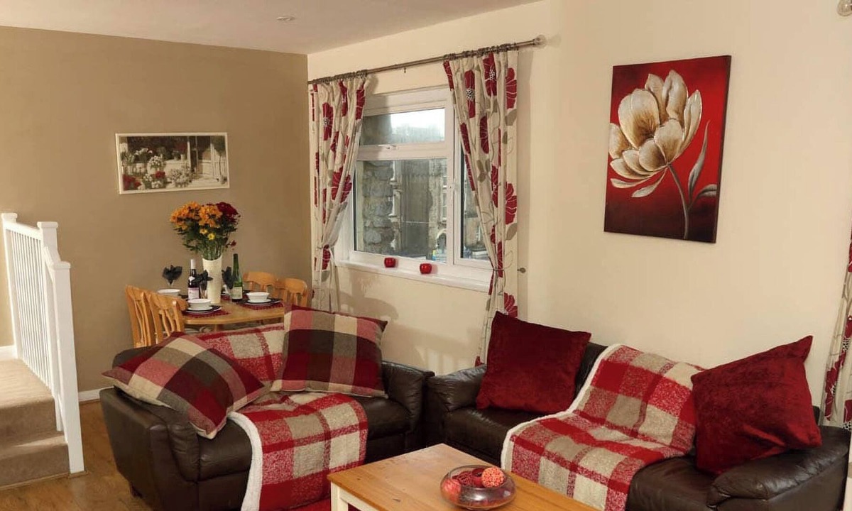 Amroth Apartment | 2 bedroom accommodation in Amroth