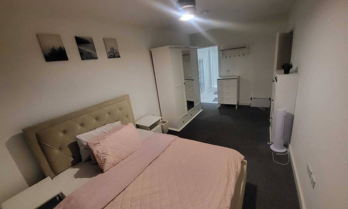 Cricklewood Apartment | 2 Bedroom flat Cricklewood