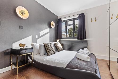 Vassall Apartment | 2 Bedroom Stylish Flat Central London