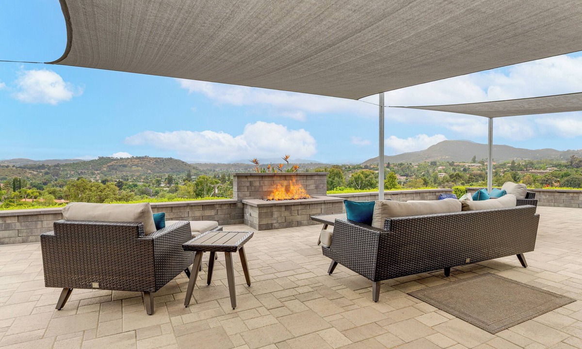 Poway House | 2 Mi to Lake Poway: Mtn-View Escape w/Patio!
