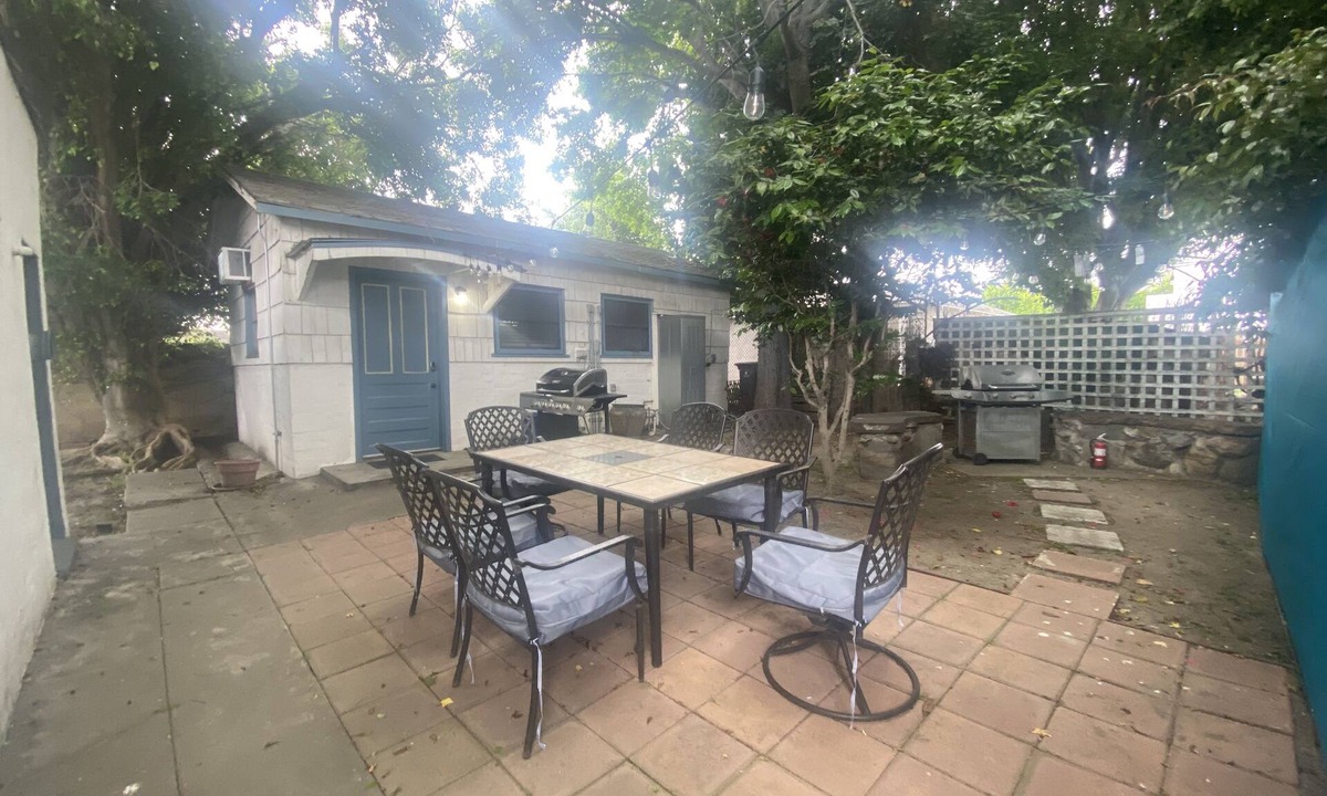 Sawtelle Cottage | 2 Queen Beds/1 Bath, Back House, FURNISHED STUDIO, Kitchenette, W/D, Patio/BBQ