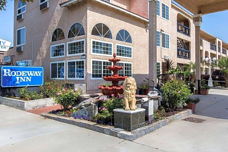 Cypress Hotel | 2-Star Hotel ∙ Rodeway Inn Cypress