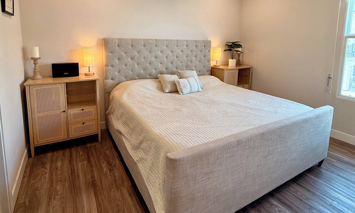 Ventura Condo | 20% off Oct! Modern 2 bedroom condo with ocean view, pool, tennis, and more
