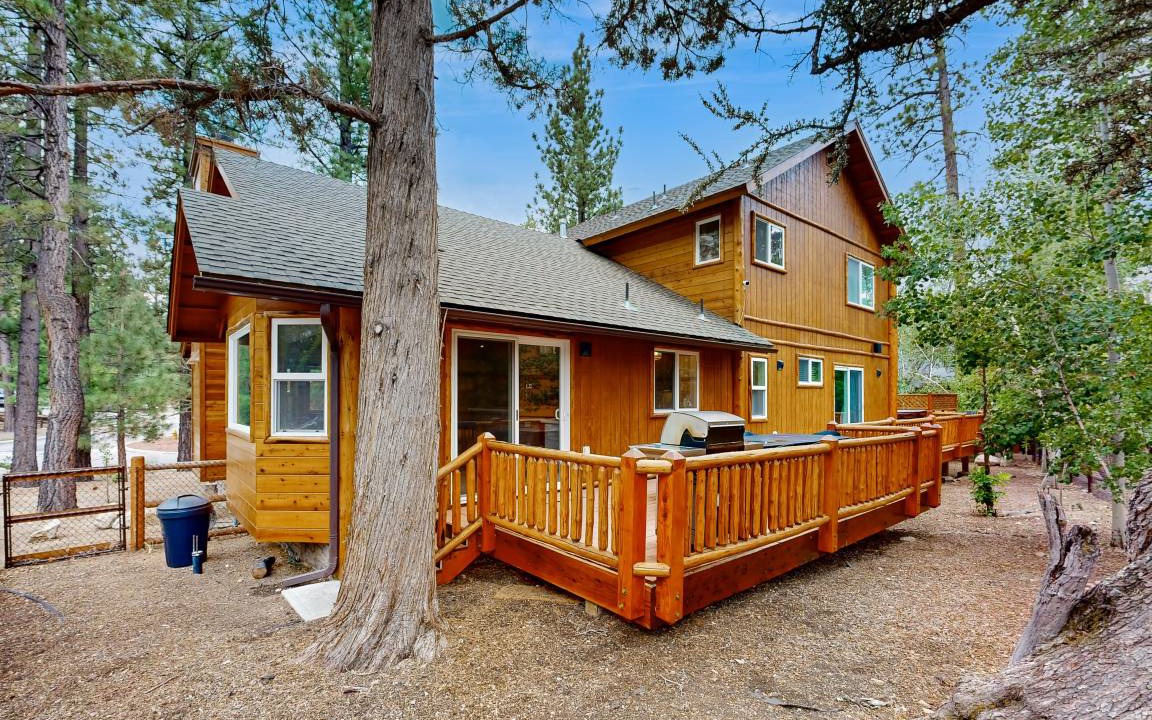 Eagle Mountain Estates Cabin | 201 m² Cabin ∙ 4 bedrooms ∙ 11 guests