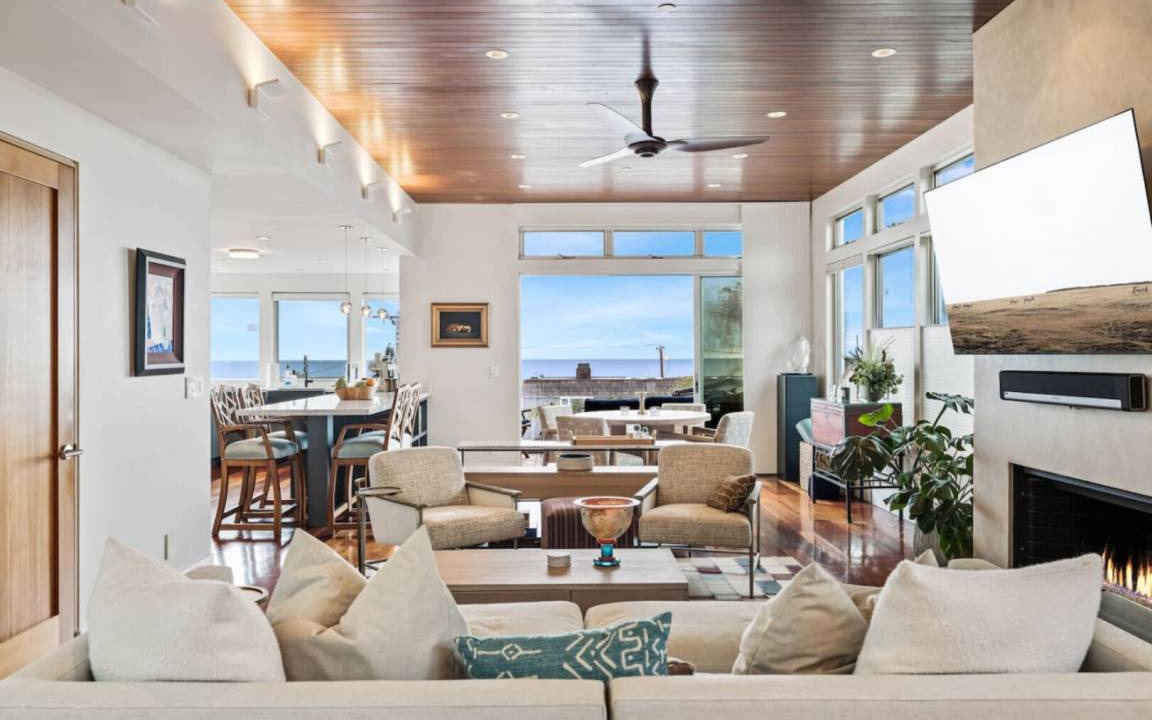 The Strand House | 223 m² House ∙ 3 bedrooms ∙ 6 guests