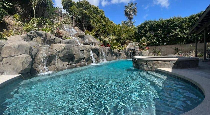 Placentia House | 227 m² House ∙ 5 bedrooms ∙ 10 guests