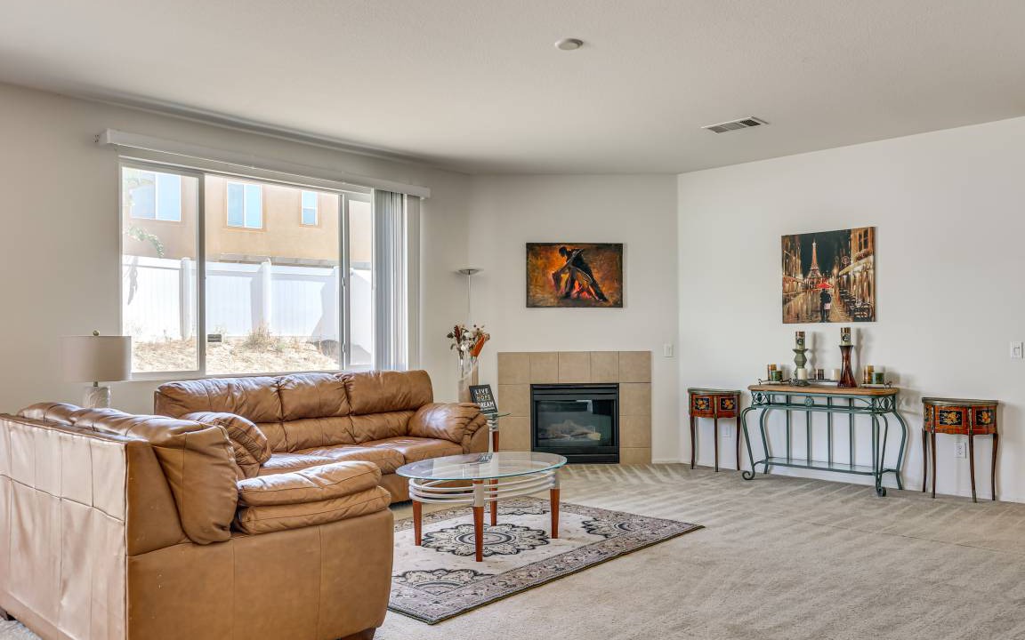 Menifee House | 232 m² House ∙ 3 bedrooms ∙ 7 guests