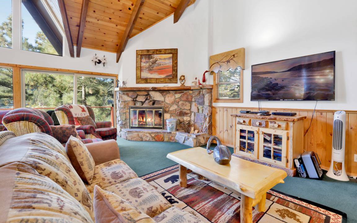 Boulder Bay Cabin | 244 m² Cabin ∙ 3 bedrooms ∙ 10 guests