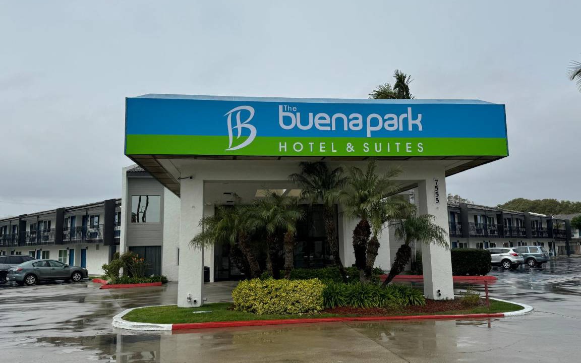 Northwest Anaheim Hotel | 25 m² Hotel ∙ 2 guests