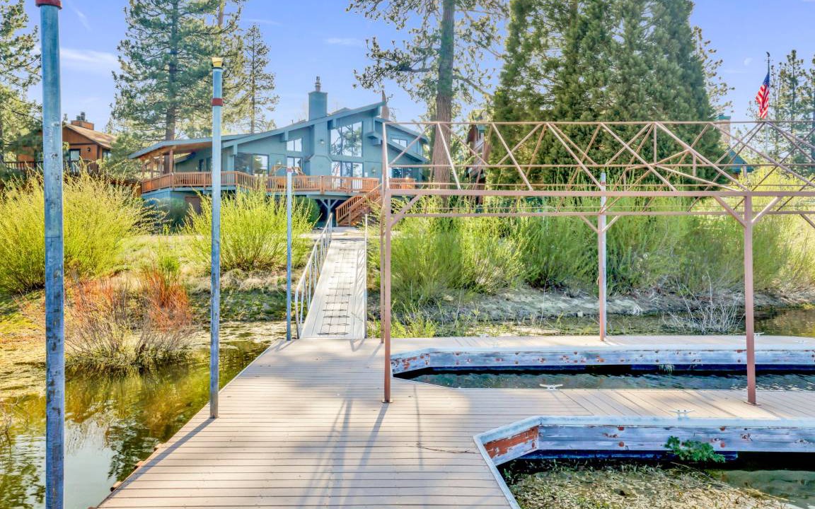 Patton Cabin | 256 m² Cabin ∙ 4 bedrooms ∙ 14 guests