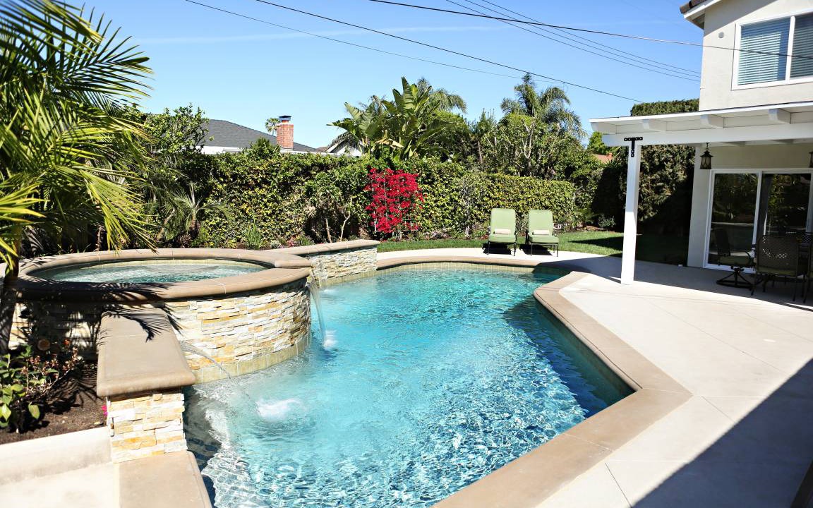 Orange House | 265 m² House ∙ 6 bedrooms ∙ 14 guests