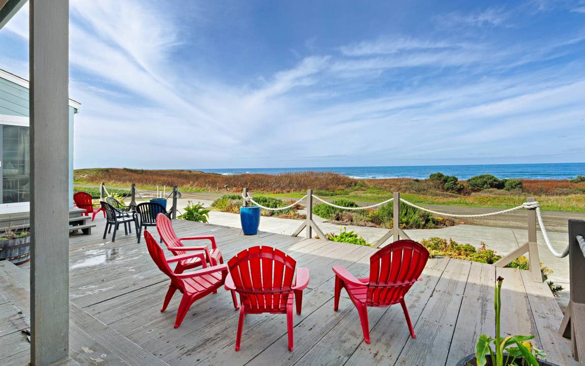 Fort Bragg House | 269 m² House ∙ 3 bedrooms ∙ 12 guests
