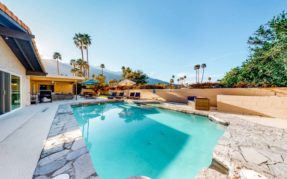 Indian Canyon House | 269 m² House ∙ 4 bedrooms ∙ 8 guests