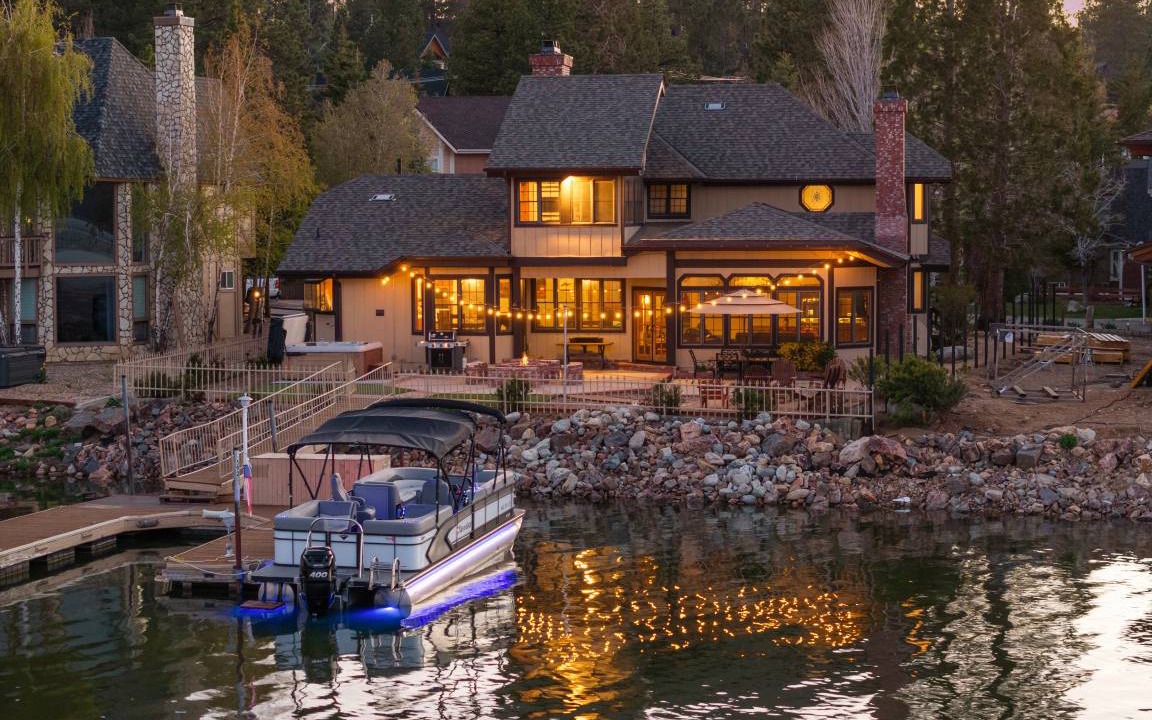Big Bear Lake House | 279 m² House ∙ 3 bedrooms ∙ 14 guests