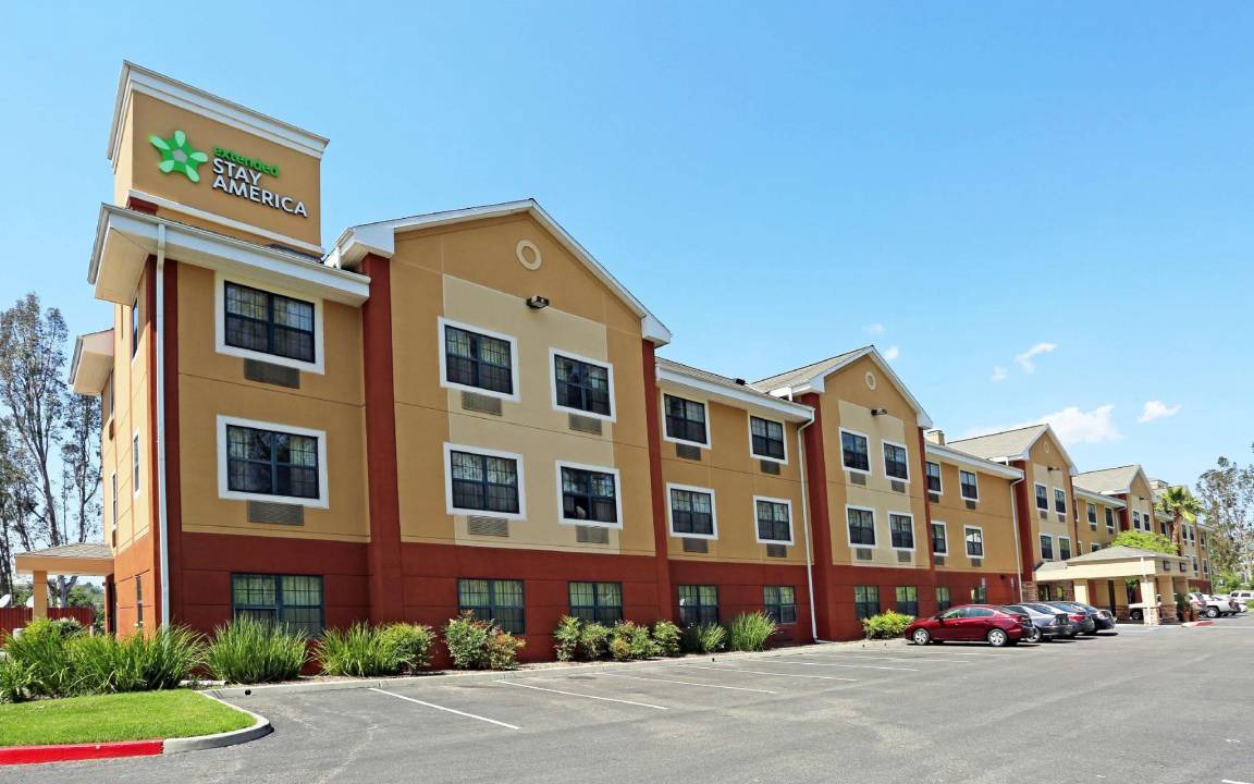 Lake Forest Hotel | 28 m² Hotel ∙ 127 guests