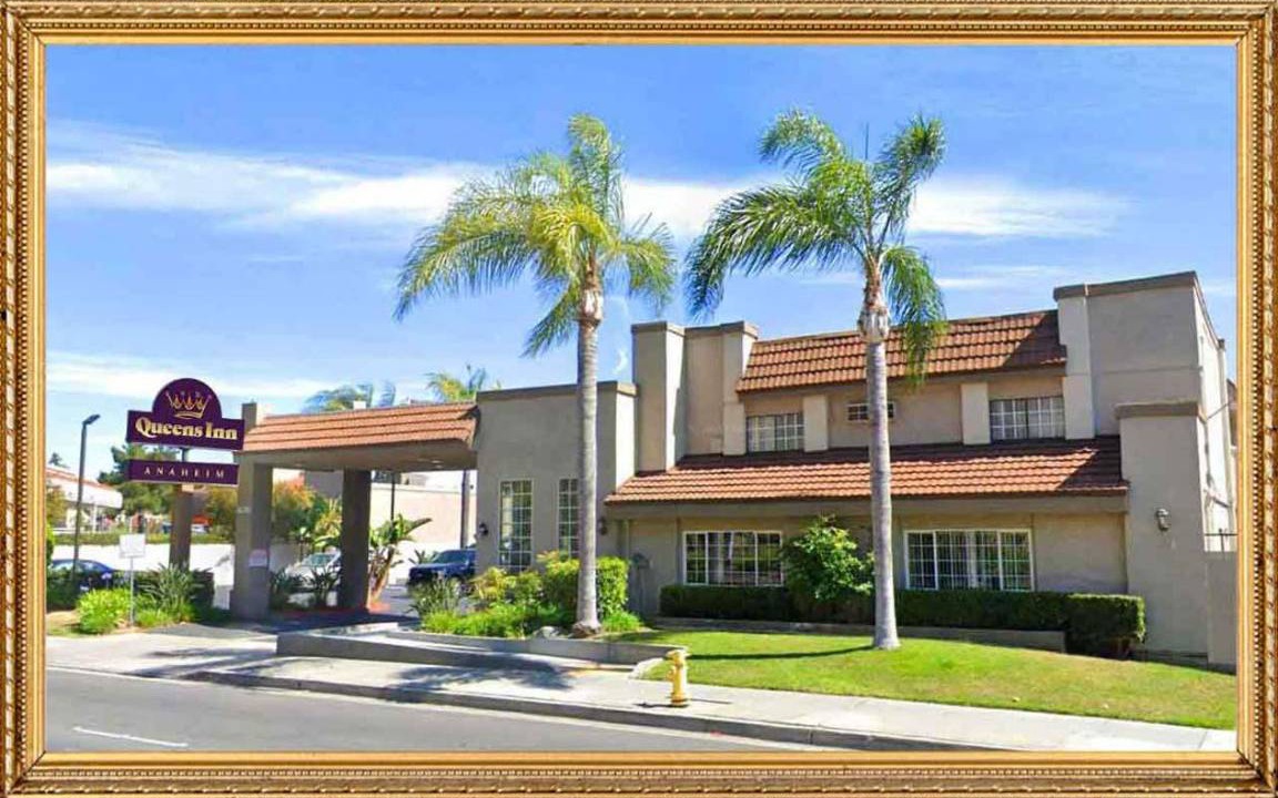Anaheim Resort Hotel | 28 m² Hotel ∙ 4 guests