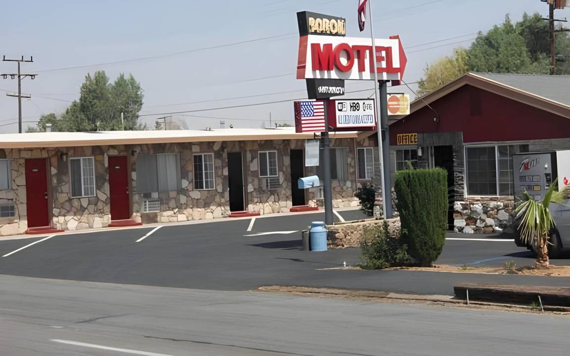 Boron Hotel | 28 m² Motel ∙ 6 guests