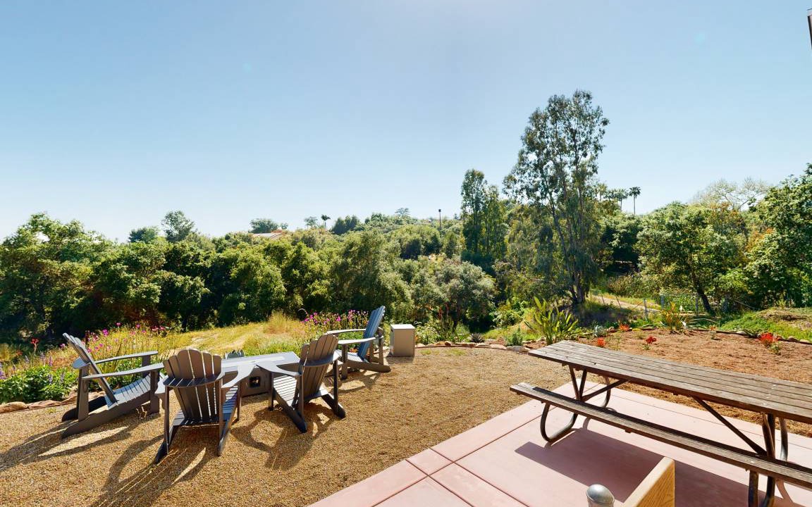 Fallbrook House | 297 m² House ∙ 4 bedrooms ∙ 12 guests