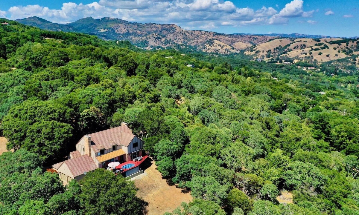 Green Valley House | 3 Acre Luxury Wine Estate with Breathtaking Views