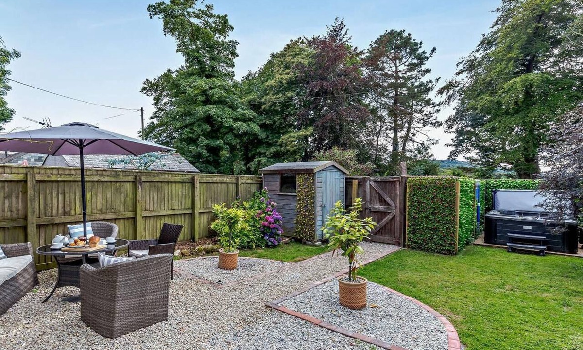 Lanhydrock Cottage | 3 Bed in Bodmin (oc-90217)
